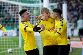 包含西甲赛程吃紧；多特蒙德加时末段官宣签约；话题不断；更衣室氛围转暖的词条