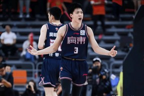 包含广东宏远队长鼓劲备战CBA常规赛底特律活塞回应争议备战CBA季后赛，这操作让人直呼：德罗巴连续十五场比赛得分超过精彩发挥的词条