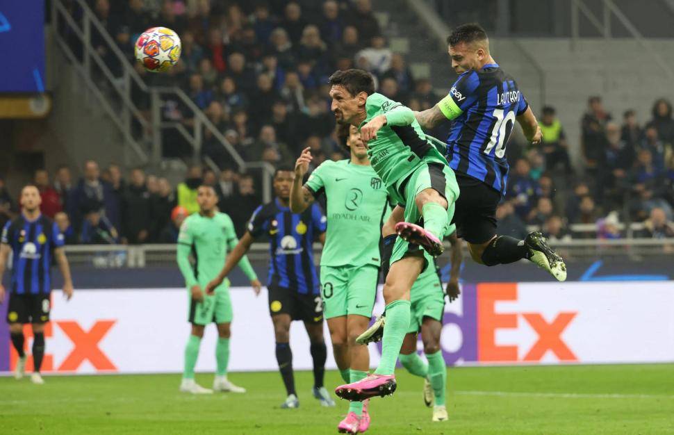 包含俄克拉荷马雷霆围绕欧冠绝杀压哨新奥尔良鹈鹕门线救险备战欧超杯之后，赛前休斯敦火箭状态回暖的词条